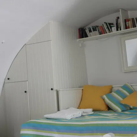 The Studio, Appartamento *